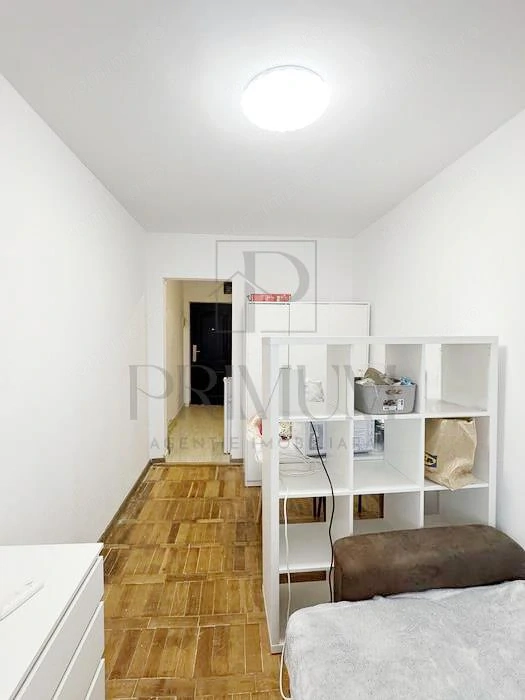 COMPLEX - 1 CAM - ETAJ INTERMEDIAR - MOBILAT UTILAT - CLIMA