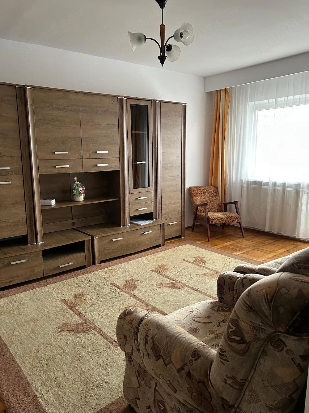 Apartament 2 camere de închiriat
