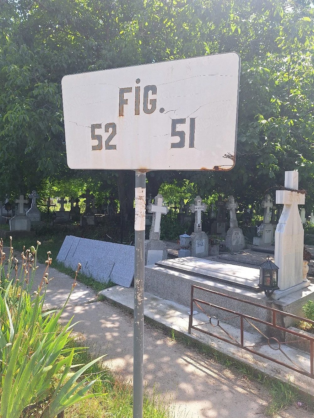 Loc de veci Straulesti 2