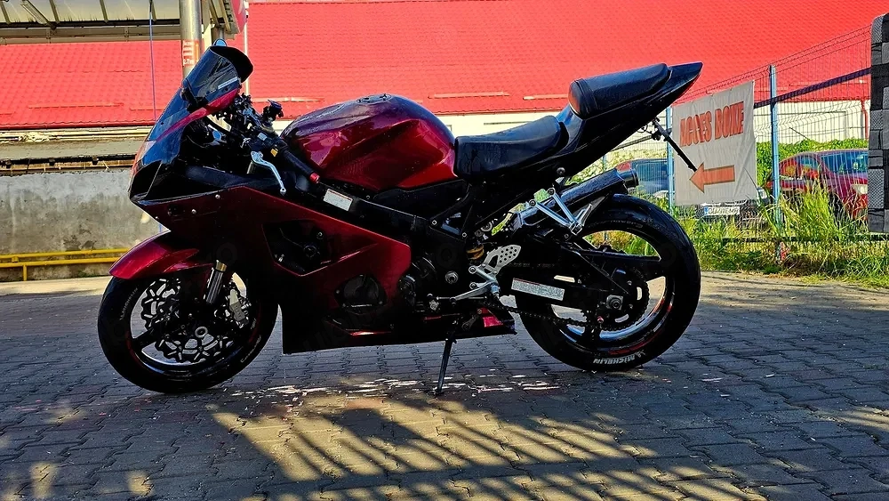 Suzuki GSX-R 600 K5  37.700 KM