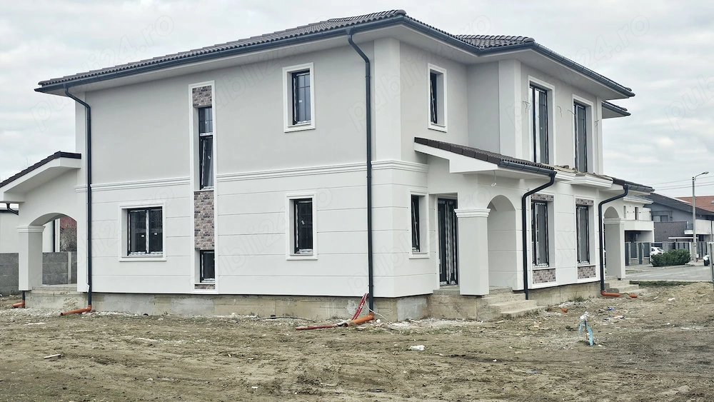 Proprietar vand Casa superba 