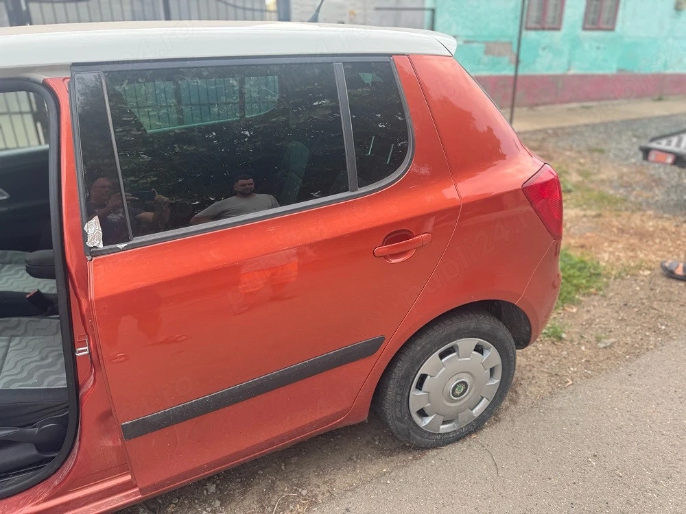 Dezmembrez Skoda Fabia 2, 1,2 benzina 2009