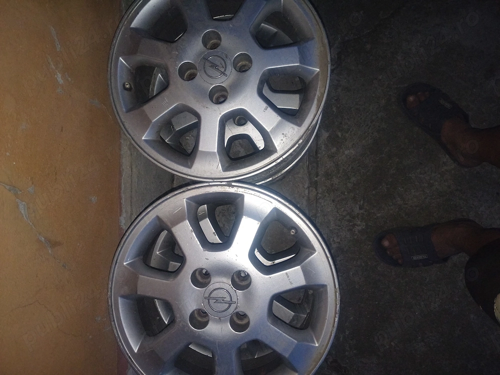 Jante aliaj 15 "4 prezoane Opel 