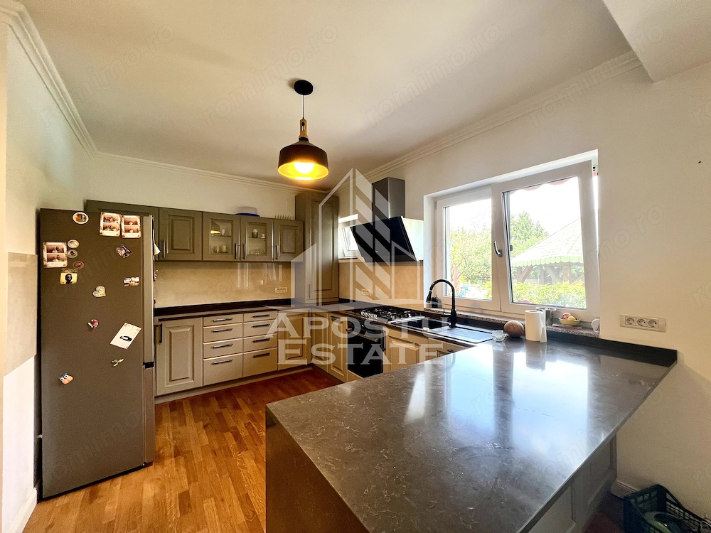 Jumatate de duplex de inchiriat, zona Eso, Giroc