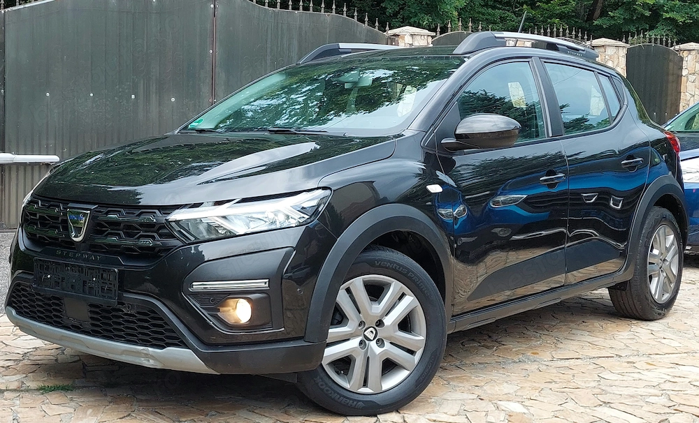 Sandero STEPWAY GPL , 1000CM , 100 cai
