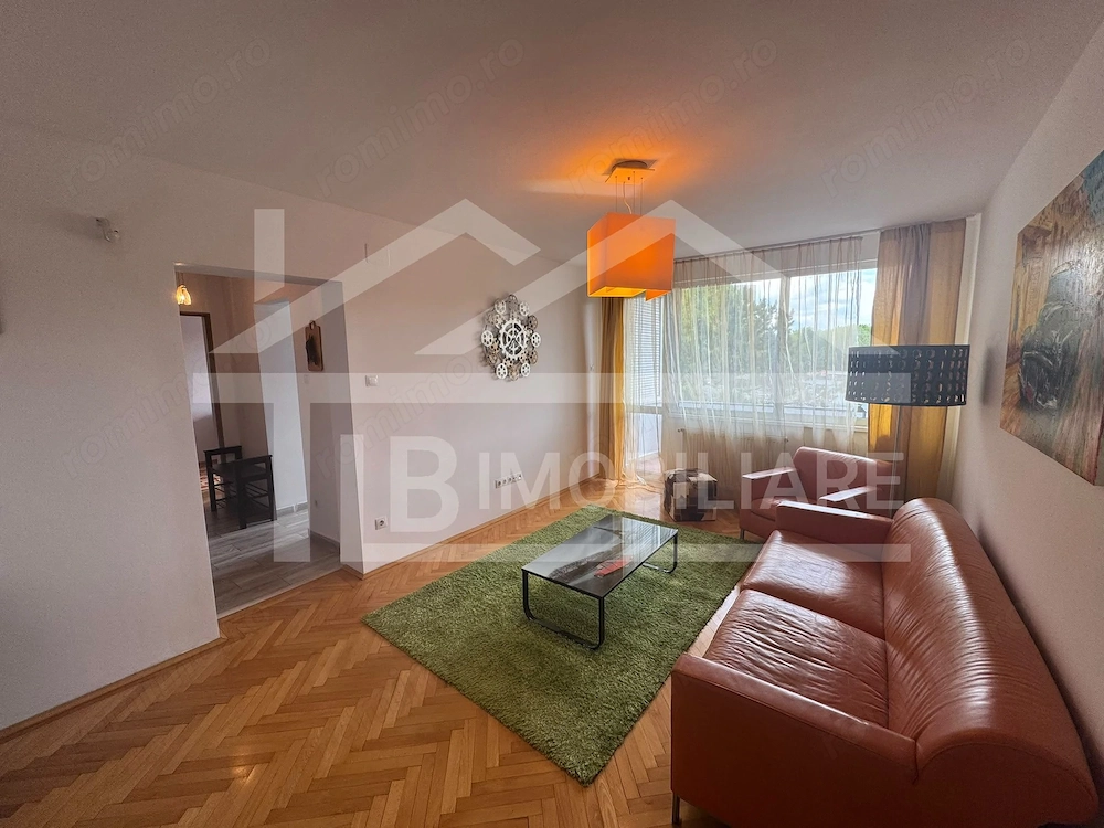 Apartament cu 3 camere, 70 mp, Zona Aleea Carpati