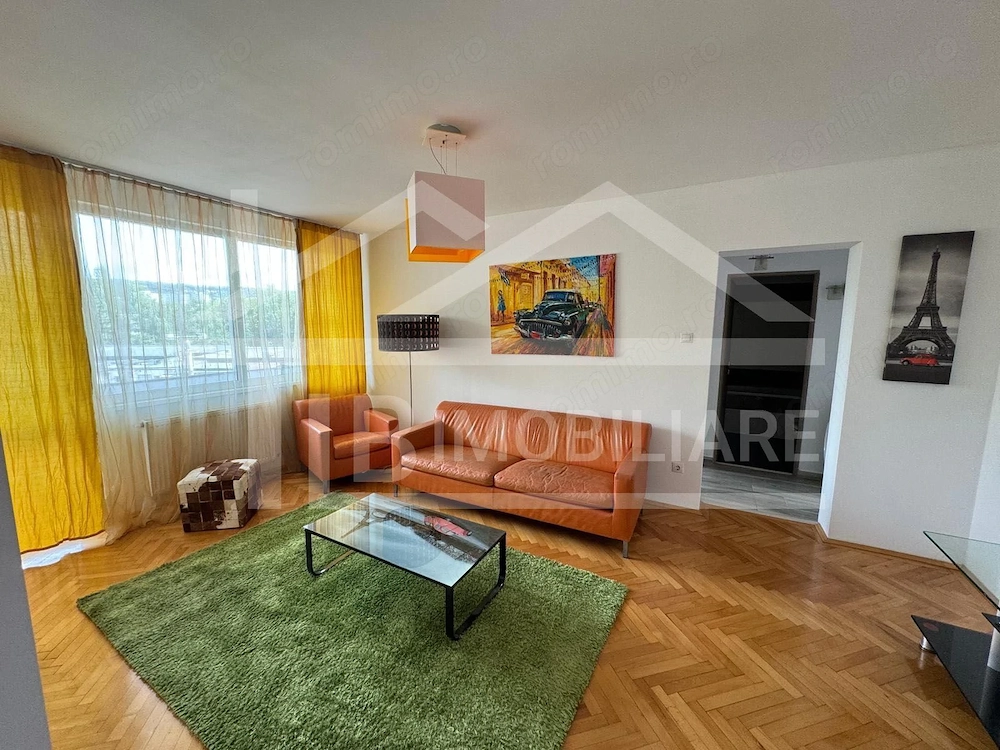 Apartament cu 3 camere, 70 mp, Zona Aleea Carpati