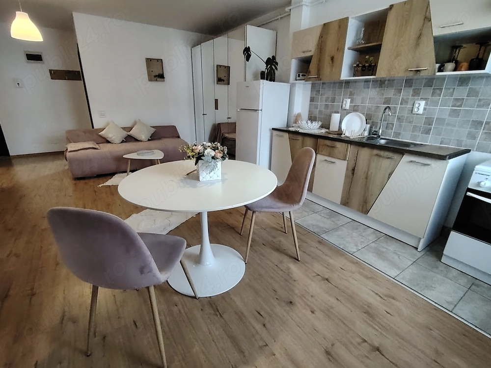 Inchiriere Apartament 2 camere semidecomandat, 52 mp,Urusagului