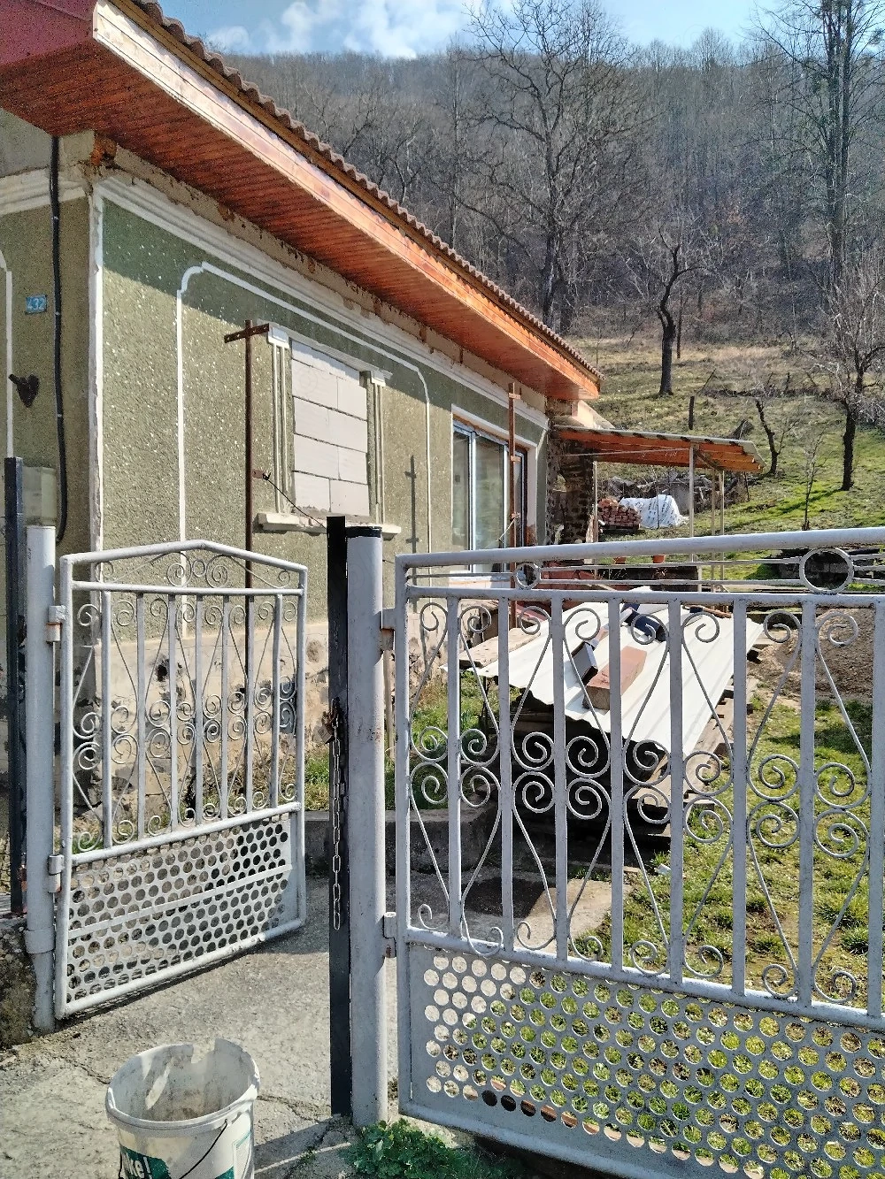 Casă  de vanzare