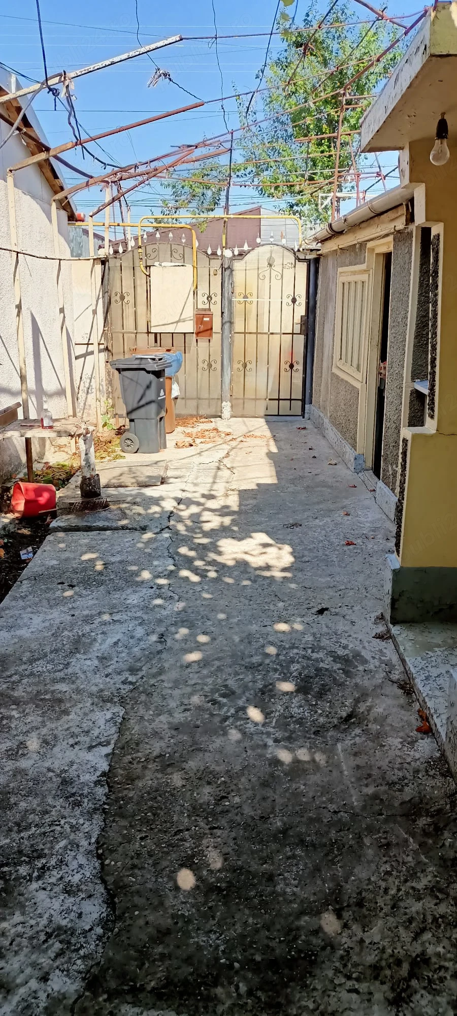 Casa de vânzare 