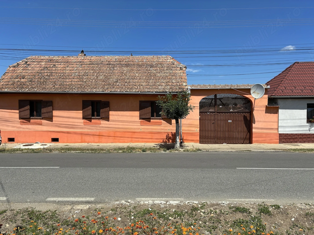 Casa de vanzare + teren 1.080 mp Miercurea Sibiului