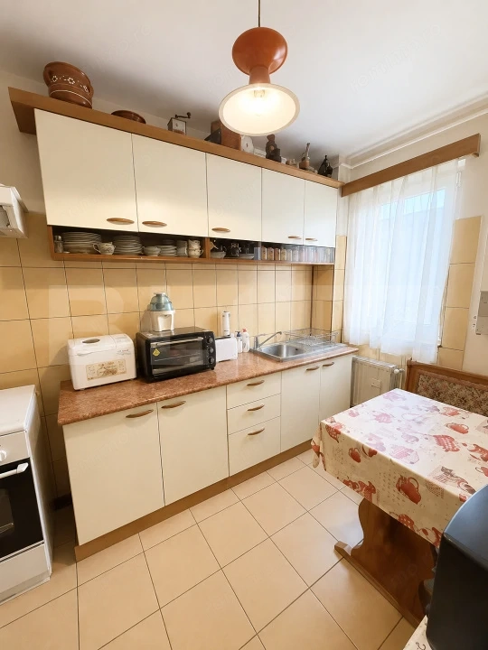 Apartament 3 camere | Parcare inclusa | Etaj intermediar - Astra