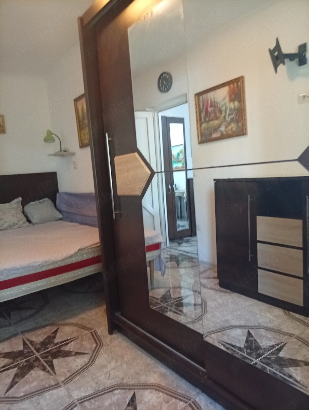 Apartament mic de inchiriat