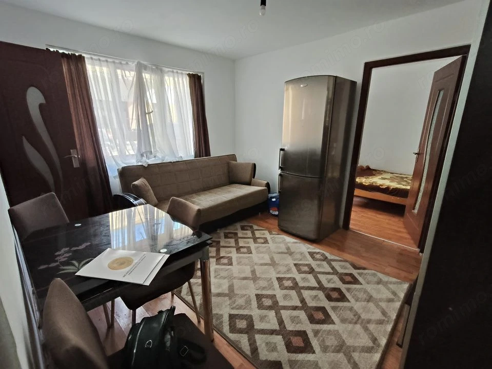 Apartament 2 camere – parter, centrală proprie– zona Gara / Piața Mică