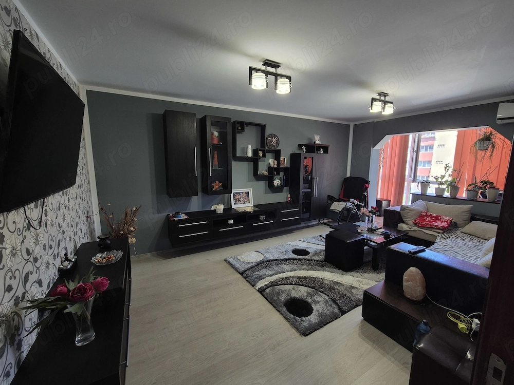 Inchiriez apartament 3 camere