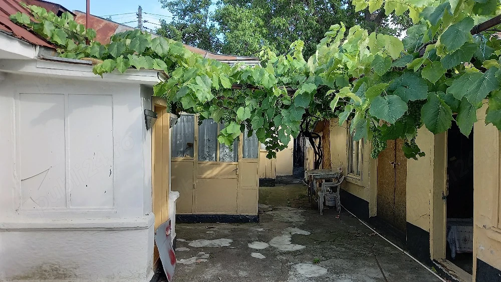 casa de vânzare 