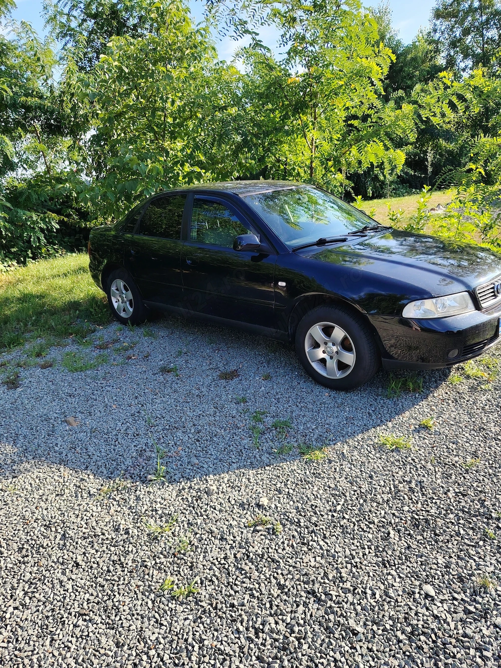 Vând audi a4 b5 1,9tdi 116cp
