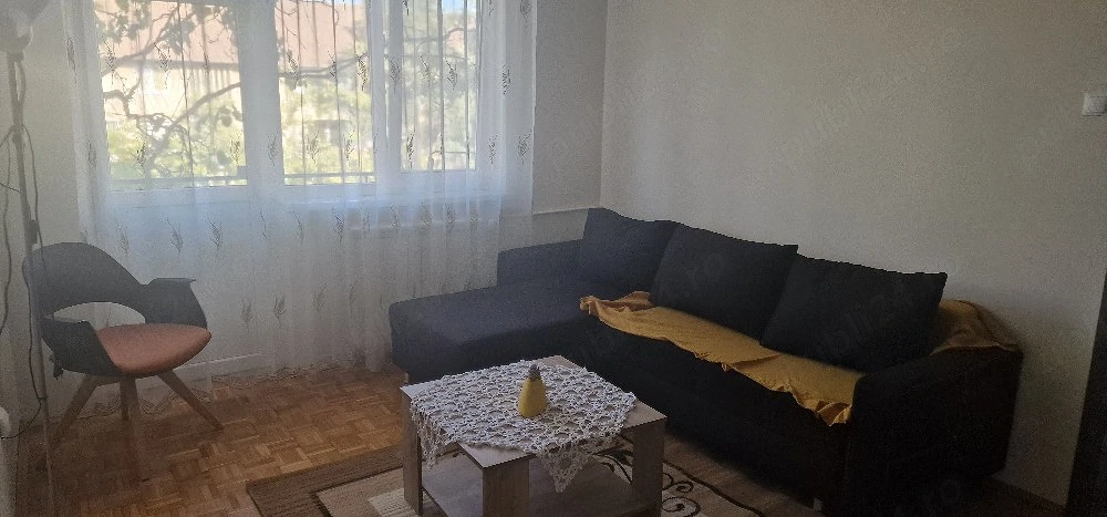 Apartament de inchiriat 