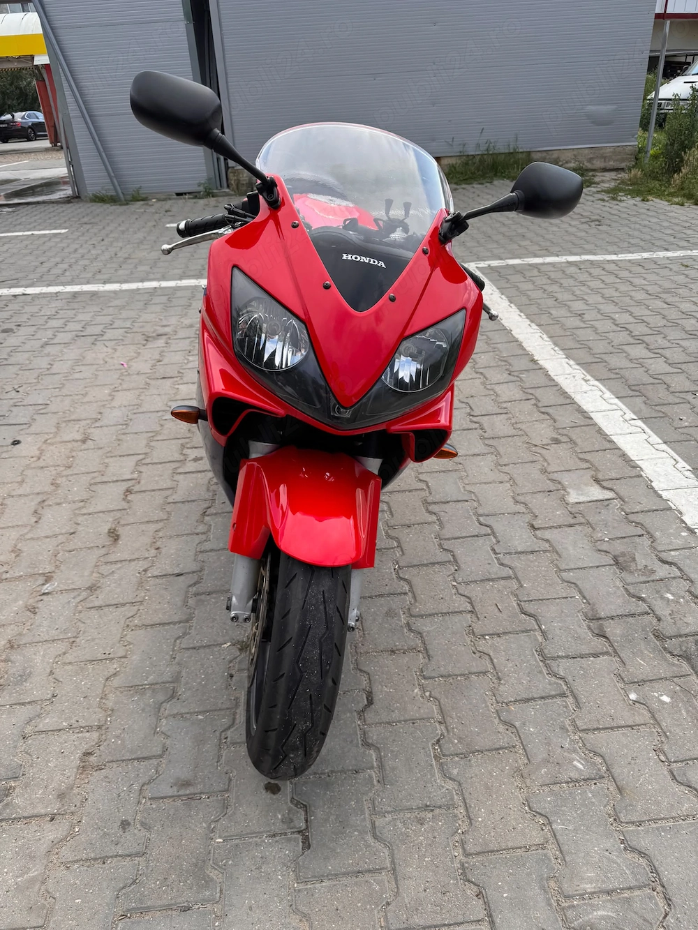 Vand Honda CBR f4i