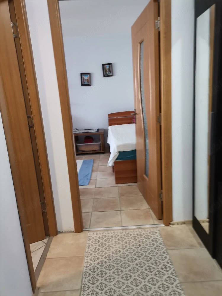 de vanzare garsoniera etaj3