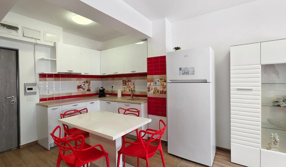Apartament vânzare 2 camere + parcare Prima Onestilor