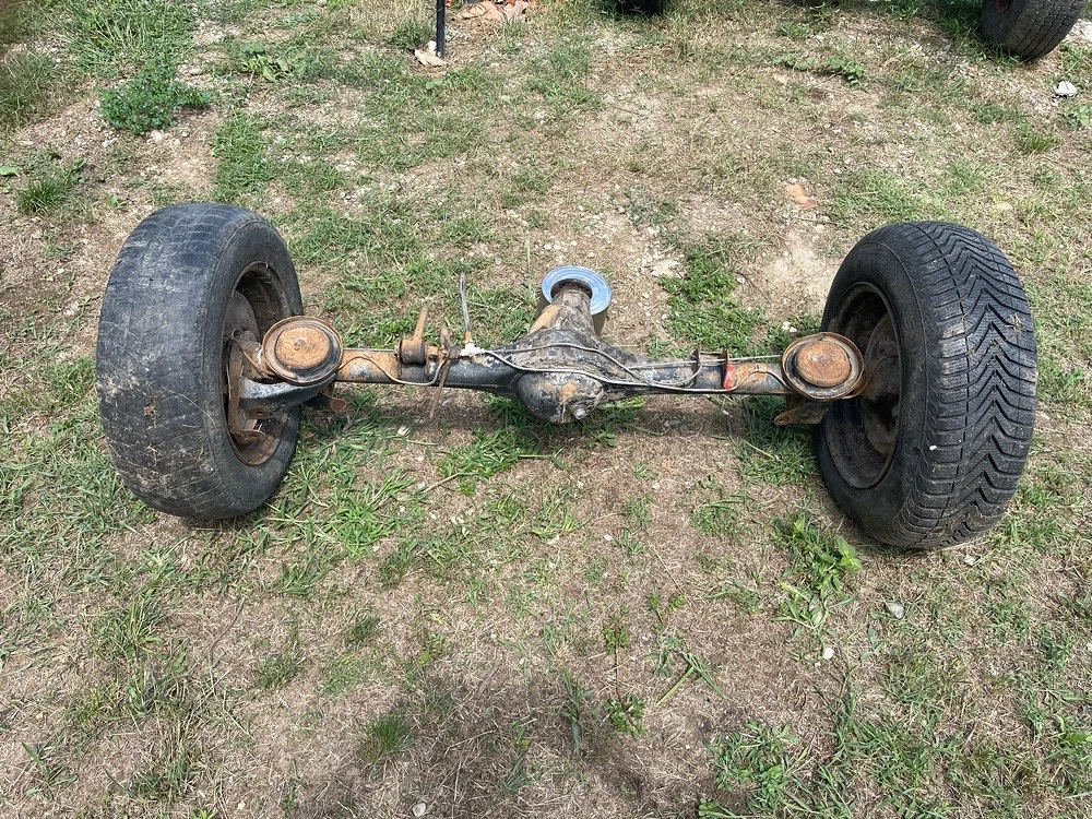 se vinde ce se vede completa si functionala pt nmotoagricola sau motocultor  cu tractiune 