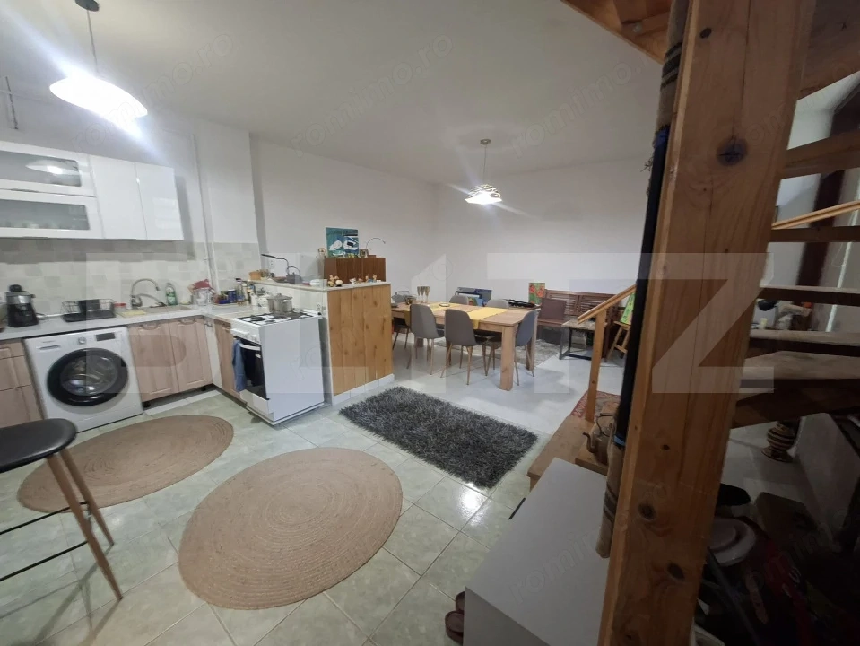 Casă de vânzare, 96 mp, zona Centru - Călărașilor