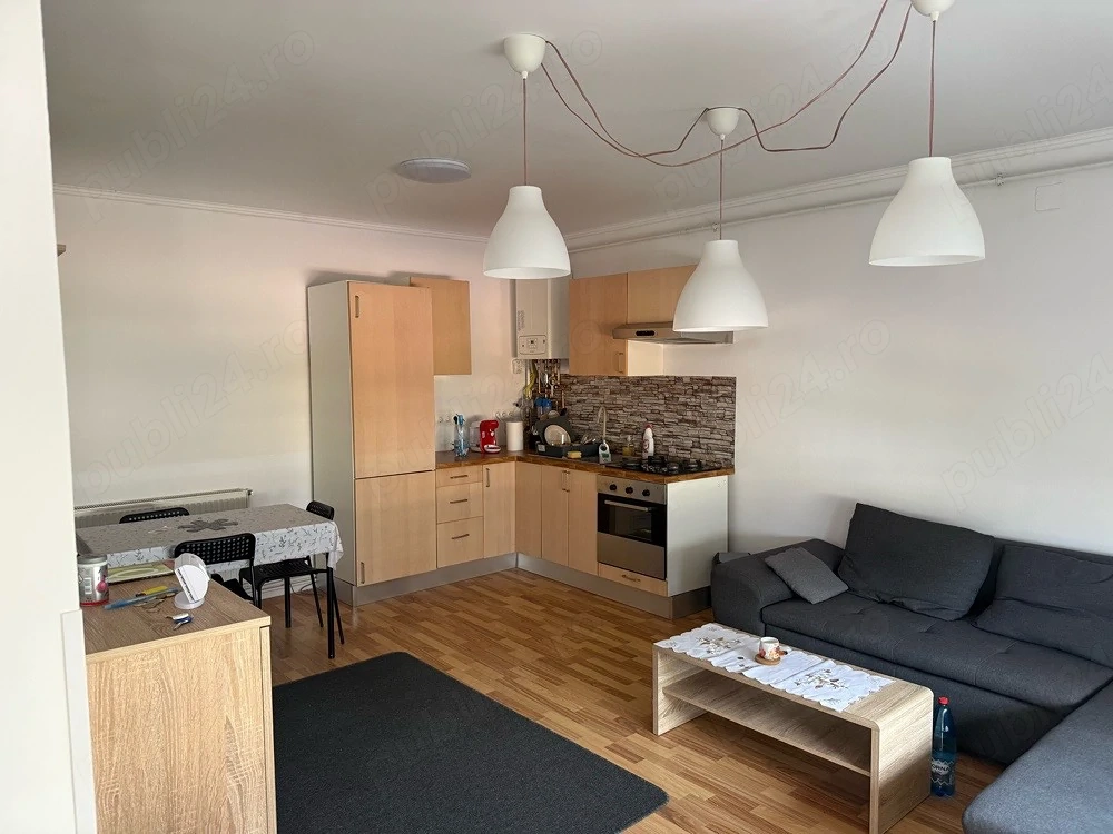 inchiriez apartament open-space 