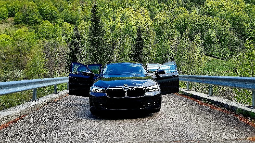 BMW 530e LCI Luxury Line (Facelift)   2020   292 CP   123.000 km  