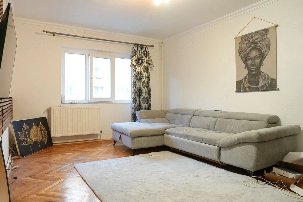 Apartament 2 decomandate, etaj 1 , Pelendava in 1 Mai