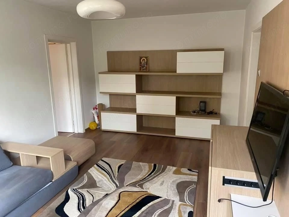 Apartament 3 camere zona Bd .1 Decembrie 1918 - Piata Minis
