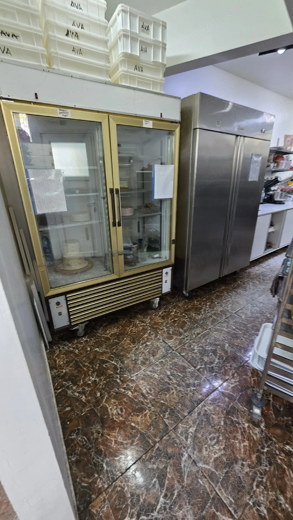 Inchiriere laborator cofetarie complet utilat