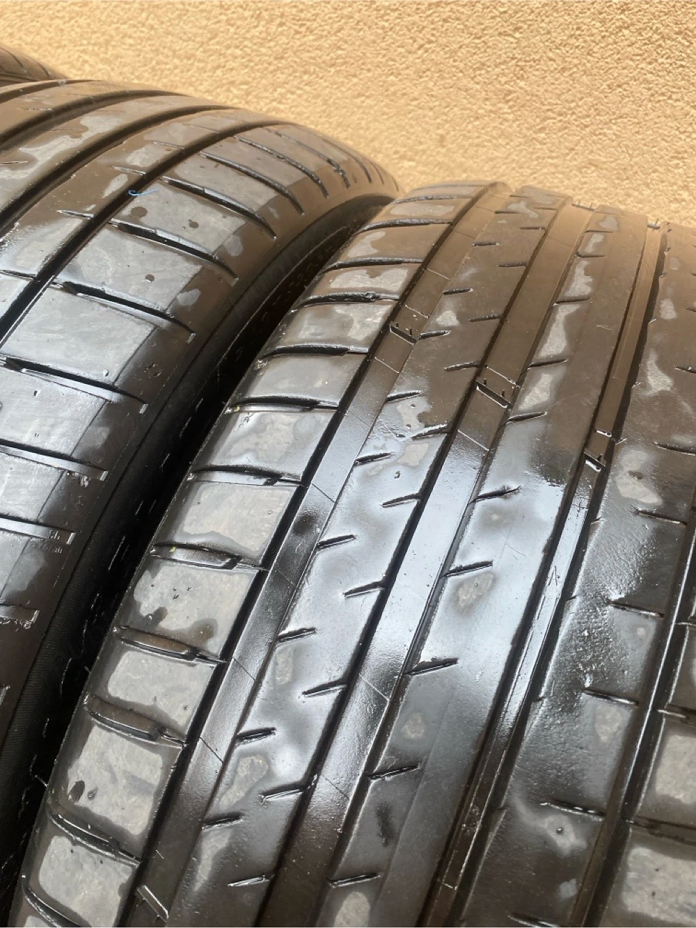 225 45 19 Michelin - Nexen