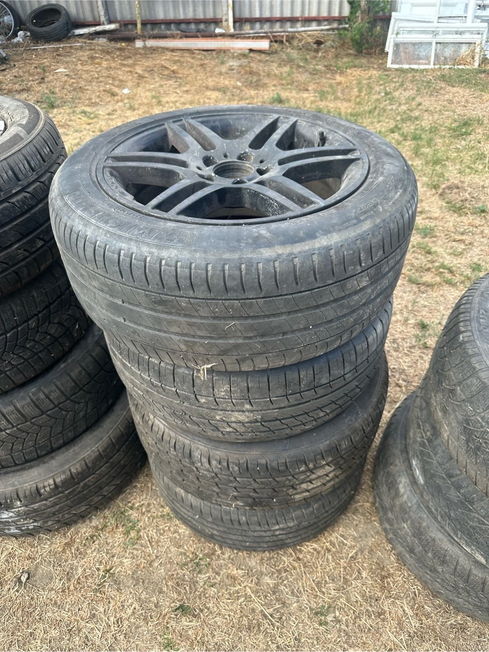 Roti Mitsubishi Nissan Toyota 