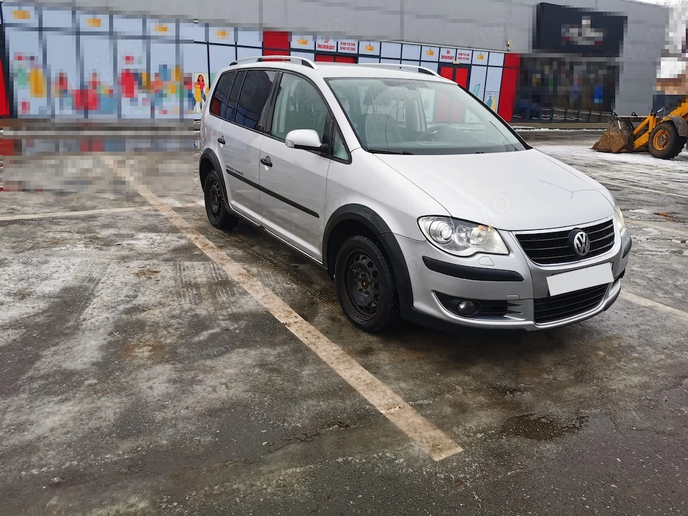Volkswagen Touran Cross 2.0 TDI DPF 170 CP