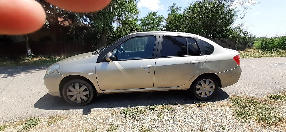De vânzare Renault Simbol 2011-2012