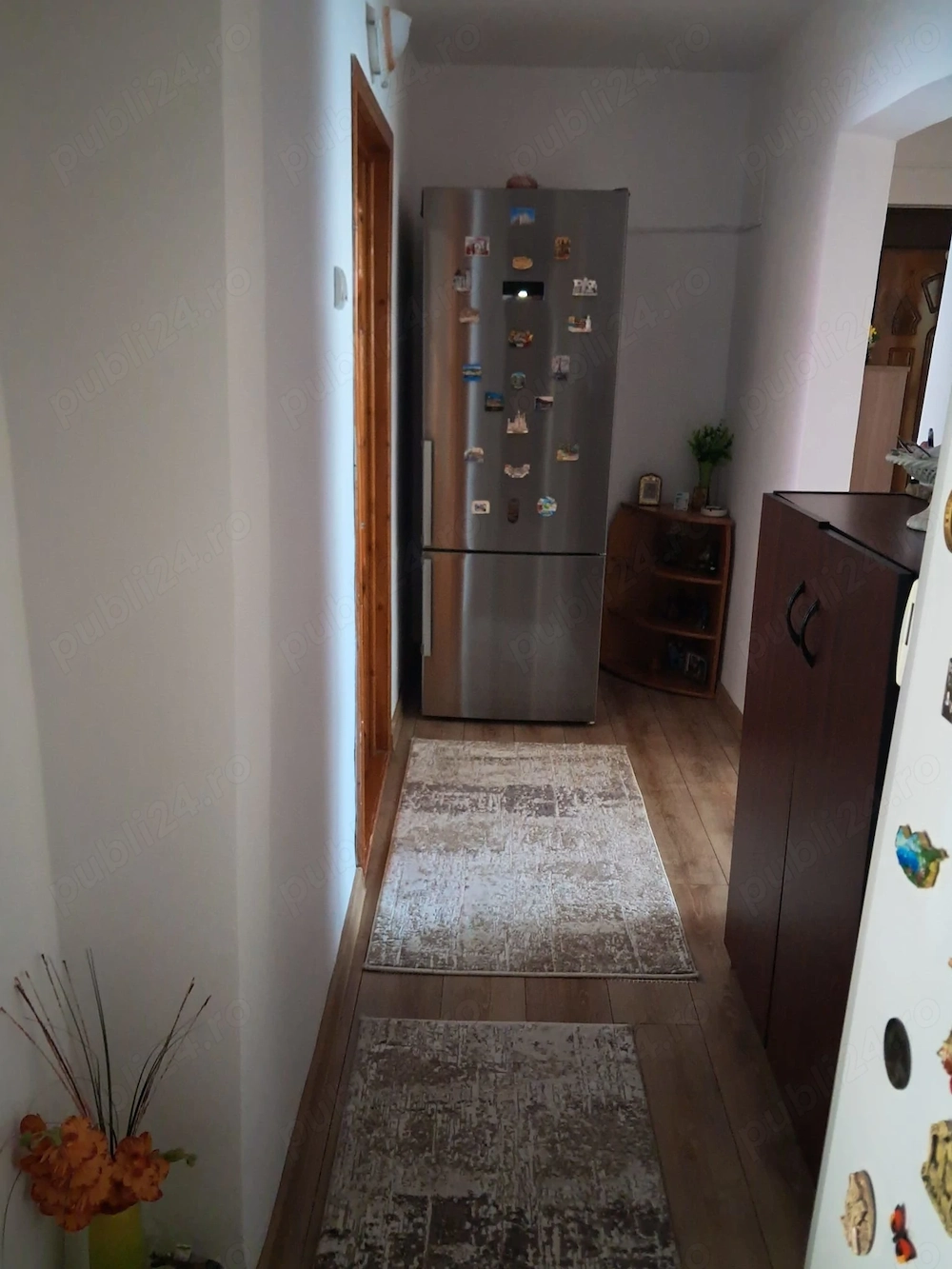 Vând ap 3 camere