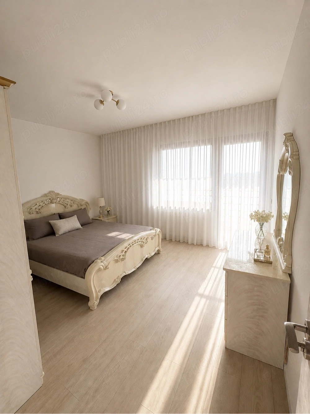 apartament 3 camere