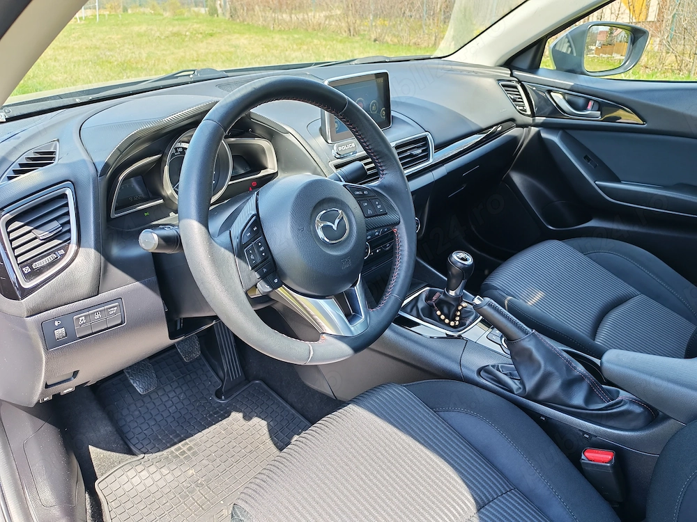 Vand Mazda 3 Sedan 2016