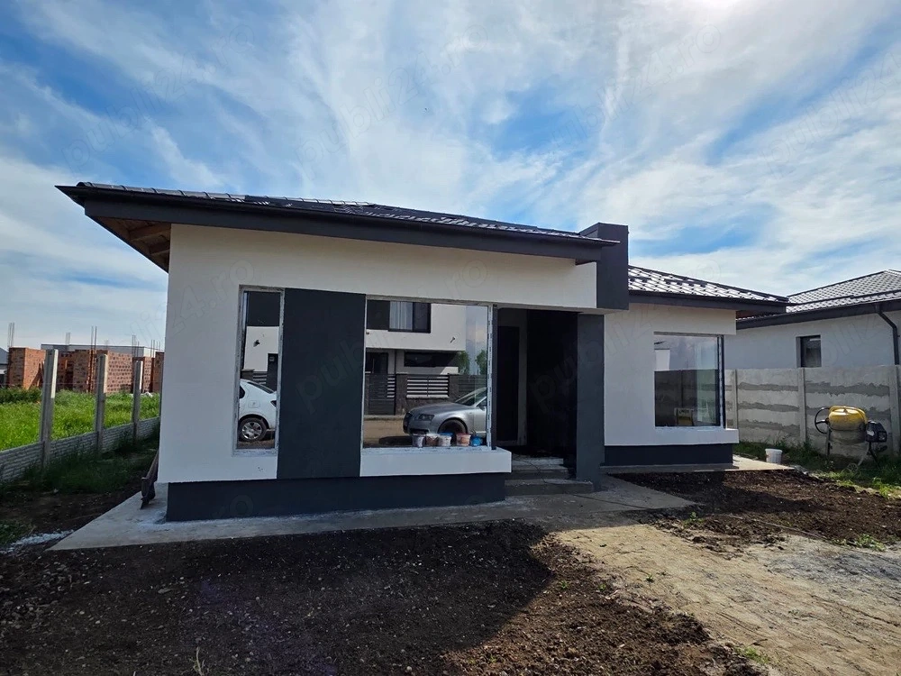 Vand casa individuala cu 3 camere la pret de apartament - persoana fizica - direct proprietar