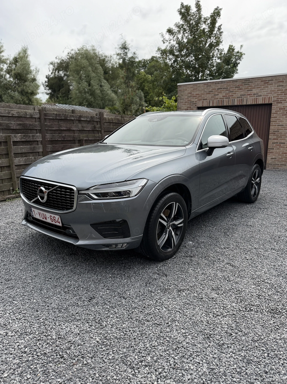 Volvo XC60 R-design