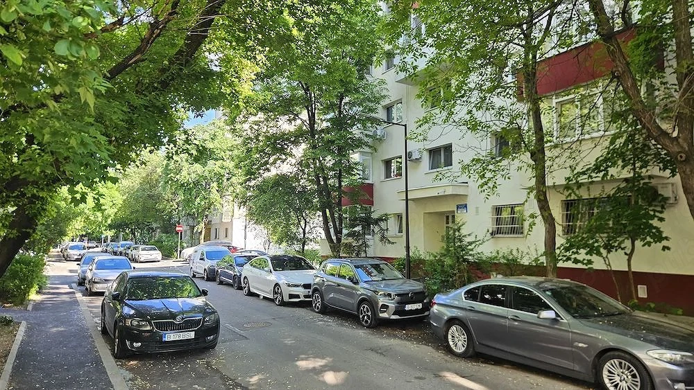 Apartament 2 camere.  Zona Brancoveanu. Huedin.