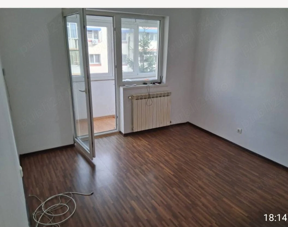 Închiriez garsoniera pe termen lung ,nemobilata zona M 8 ,etaj 2.