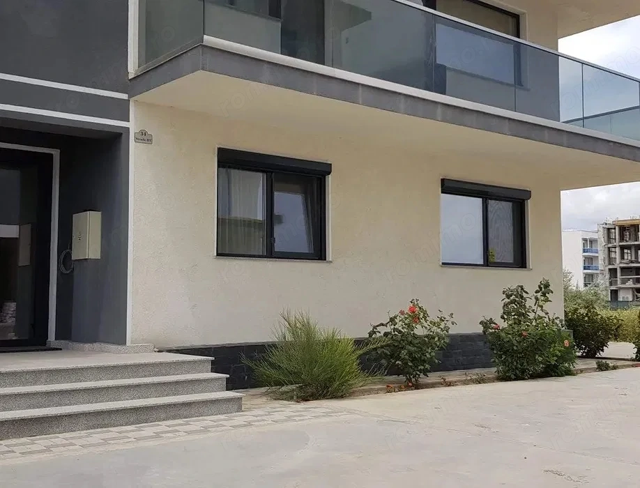 Apartament 3 camere Mamaia Sat