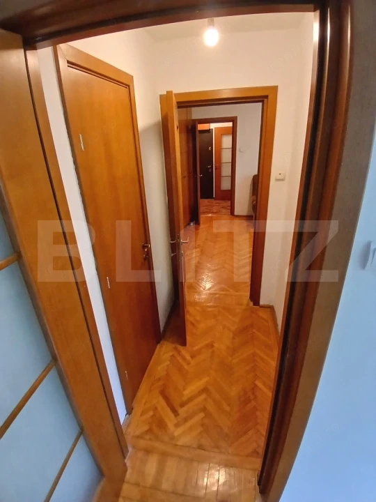 Apartament cu 2 camere de 50mp, semidecomandat, în zonă liniștită
