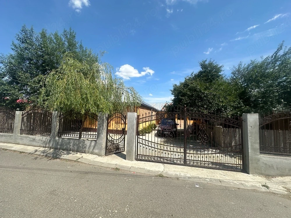 casă de vânzare 