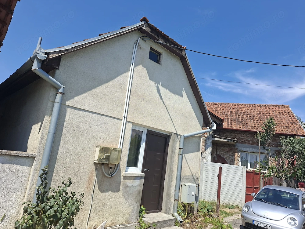 Teren 2000 mp și constructii 166 mp-Deva - Santuhalm, ideal pentru locuință sau investiție   u 