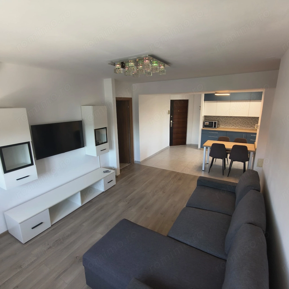 Apartament 3 camere Iulius Town piata Dacia 