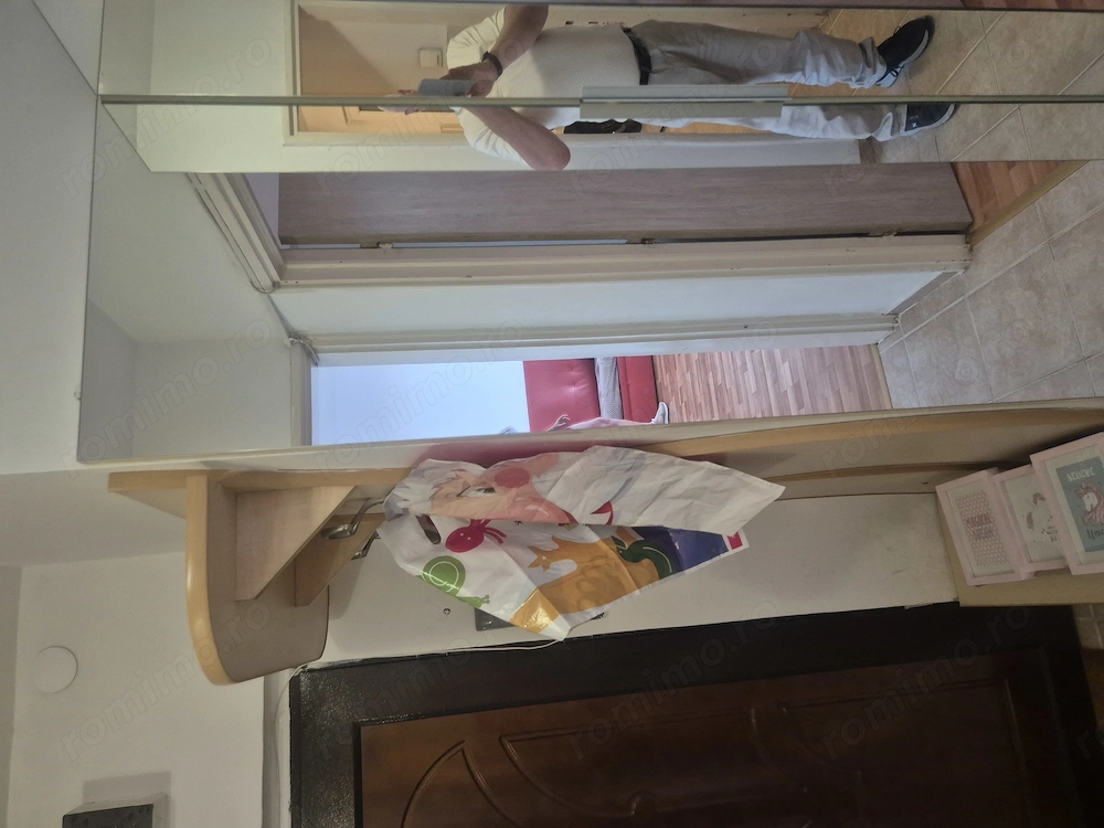 Vanzare apt 2 cam sect 4