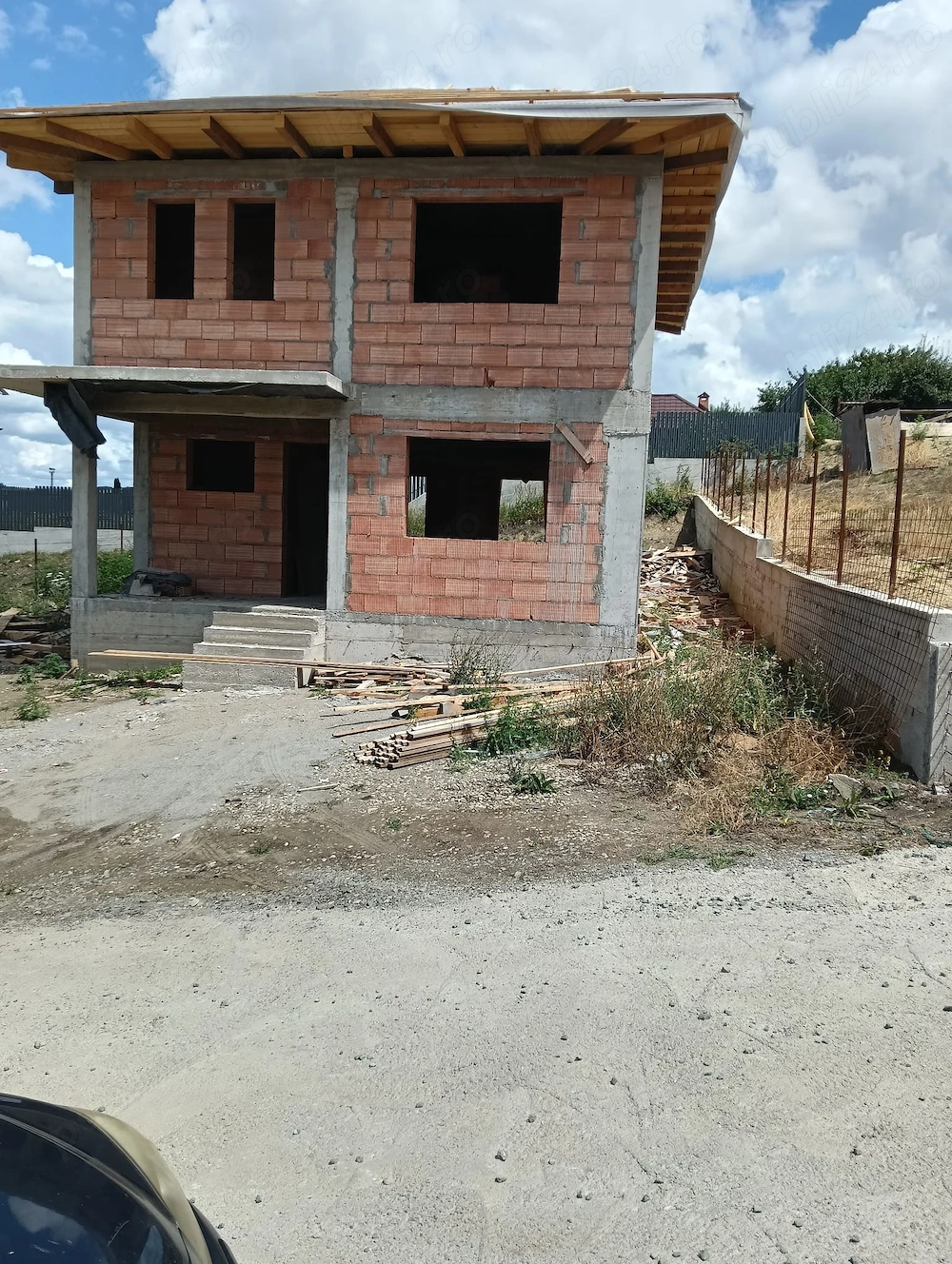 PF vând casă noua semifinisata Sânnicoară ,126 mp utili, teren 450 mp